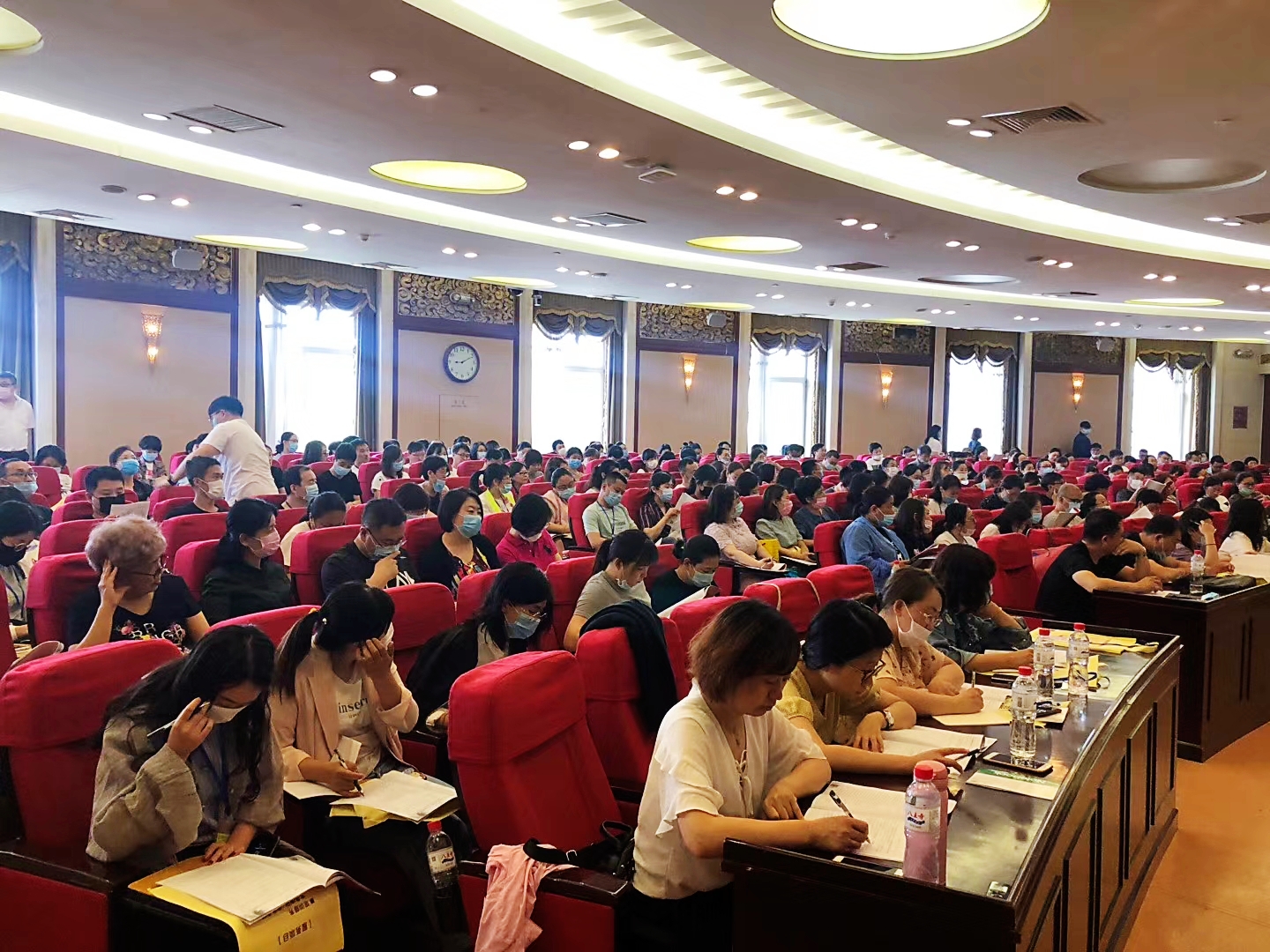 6月課程《企業(yè)運(yùn)營(yíng)過(guò)程中稅收政策執(zhí)行要點(diǎn)與應(yīng)用風(fēng)險(xiǎn)排查》紀(jì)實(shí)